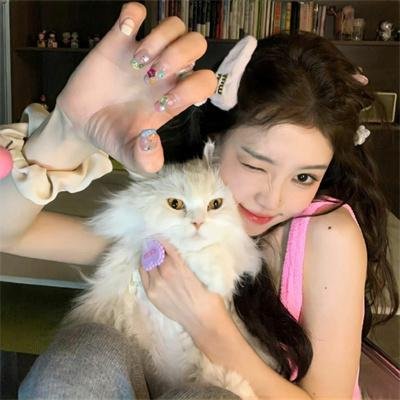夜深吻唇香